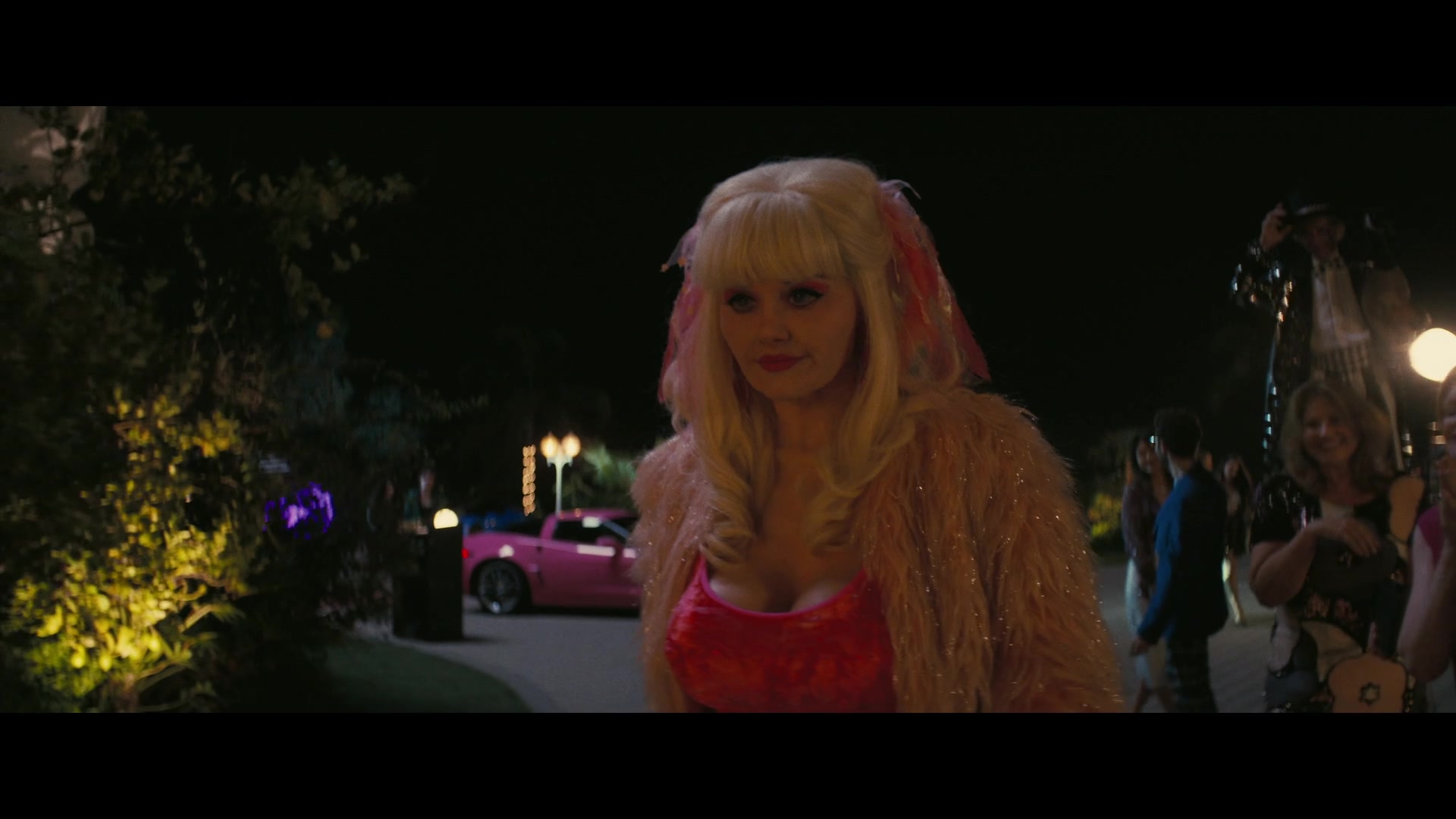 Angelyne_S01E03_Glow_in_the_Dark_Queen_of_the_Universe_1080p_ERW_004825.jpg