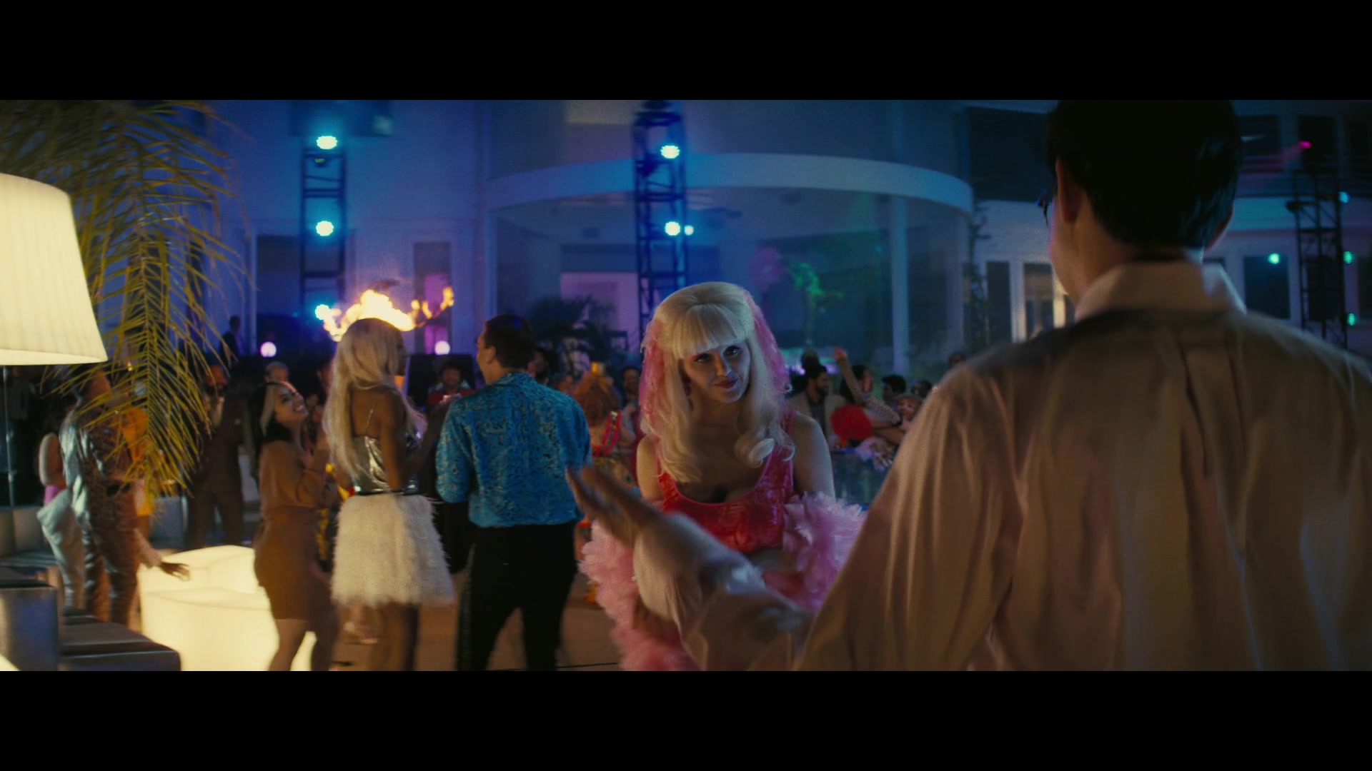 Angelyne_S01E03_Glow_in_the_Dark_Queen_of_the_Universe_1080p_ERW_005203.jpg