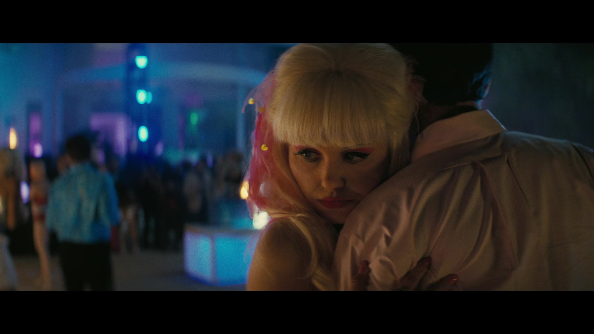 Angelyne_S01E03_Glow_in_the_Dark_Queen_of_the_Universe_1080p_ERW_005262.jpg
