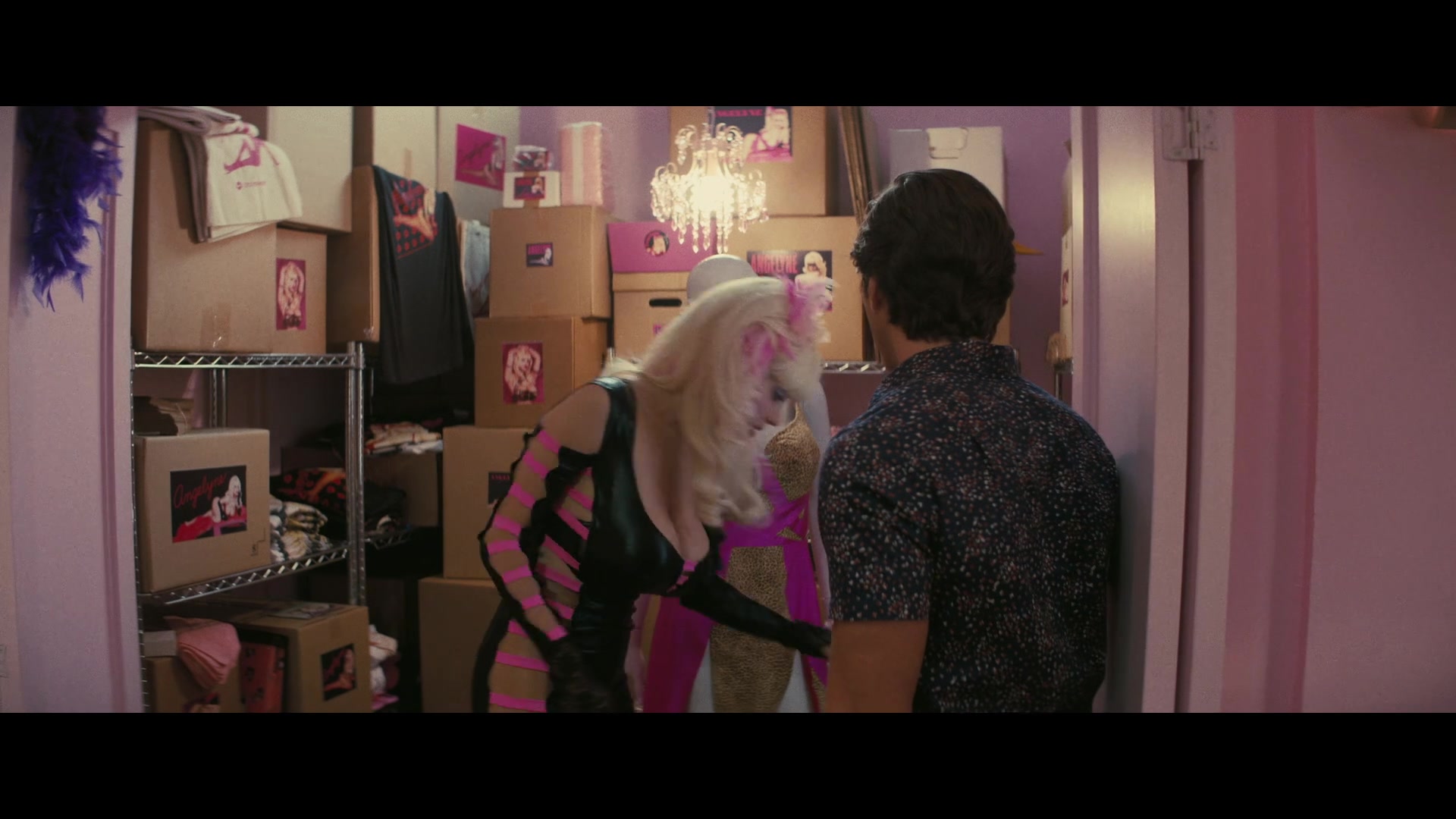 Angelyne_S01E04_The_Tease_1080p_ERW_000881.jpg