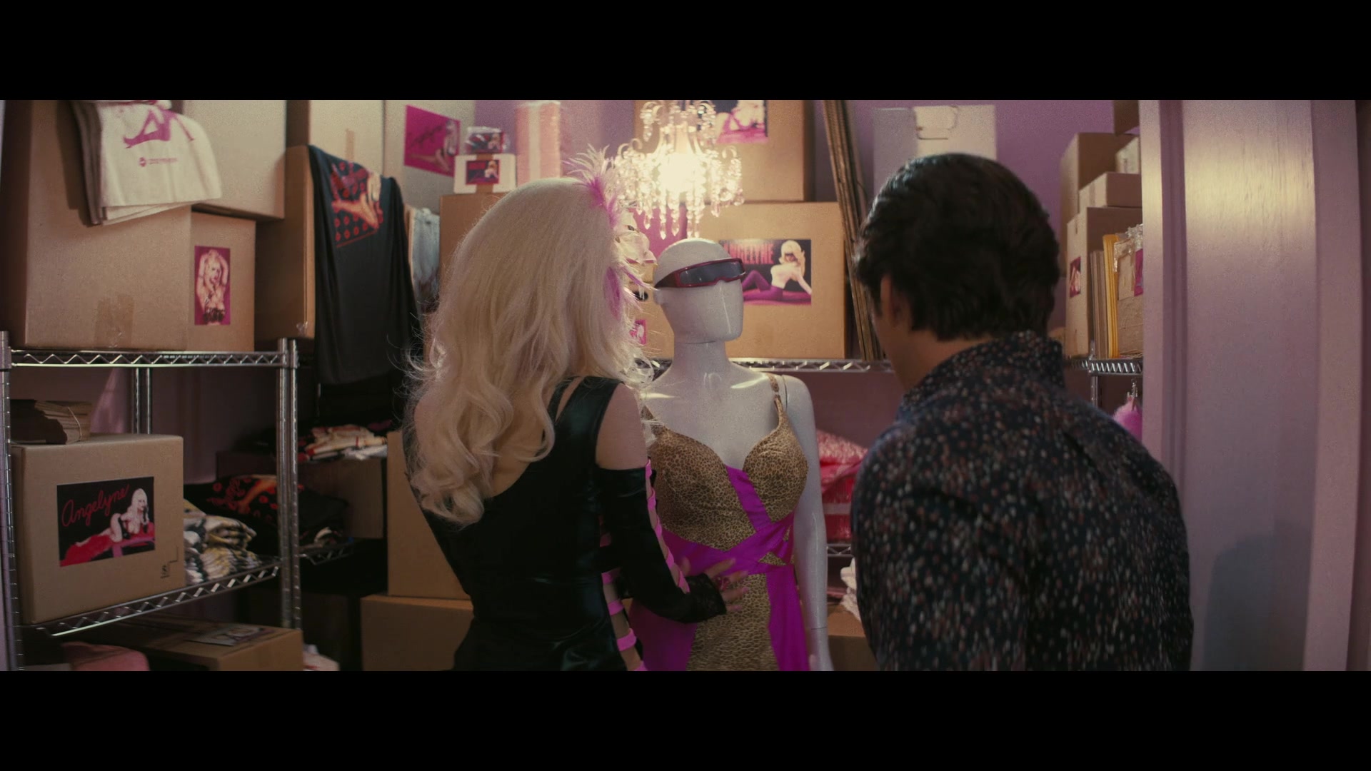 Angelyne_S01E04_The_Tease_1080p_ERW_000909.jpg