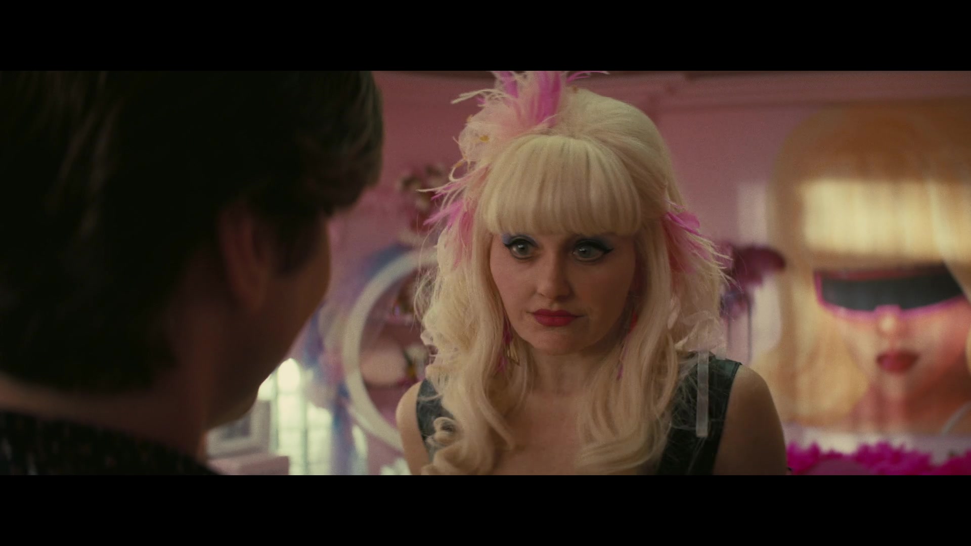 Angelyne_S01E04_The_Tease_1080p_ERW_001462.jpg