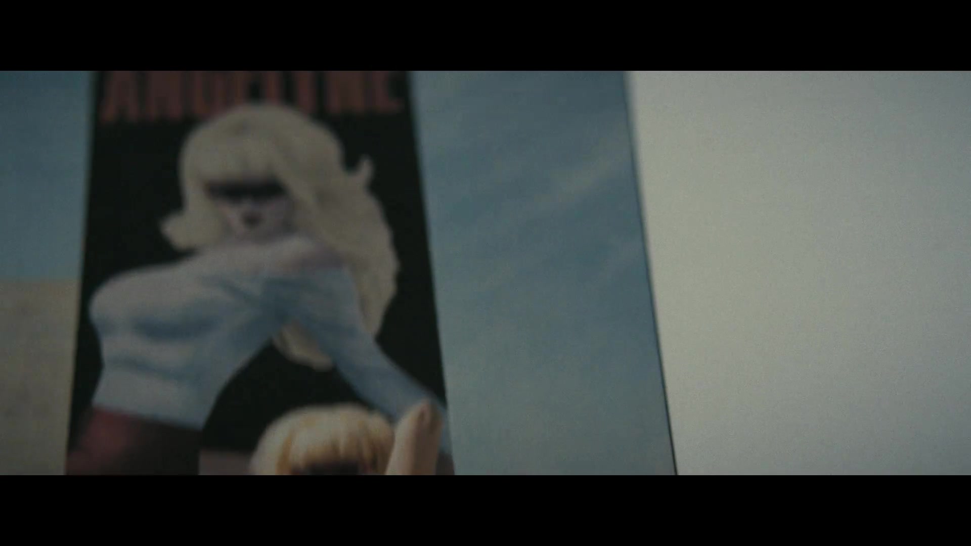 Angelyne_S01E04_The_Tease_1080p_ERW_001846.jpg
