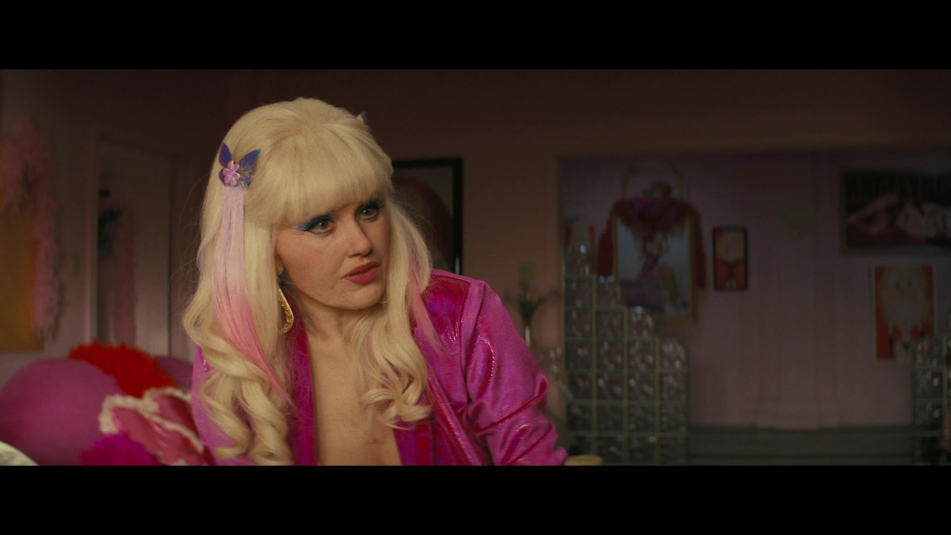 Angelyne_S01E04_The_Tease_1080p_ERW_002066.jpg Angelyne_S01E04_The_Tease_1080p_ERW_002066.jpg