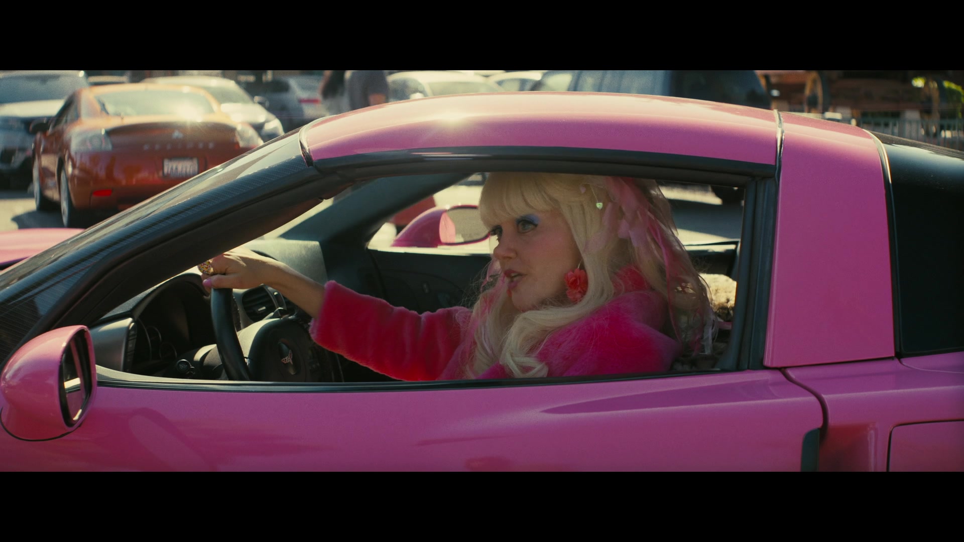 Angelyne_S01E04_The_Tease_1080p_ERW_003131.jpg