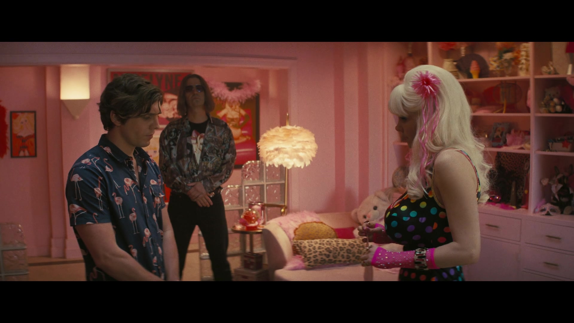 Angelyne_S01E04_The_Tease_1080p_ERW_003502.jpg