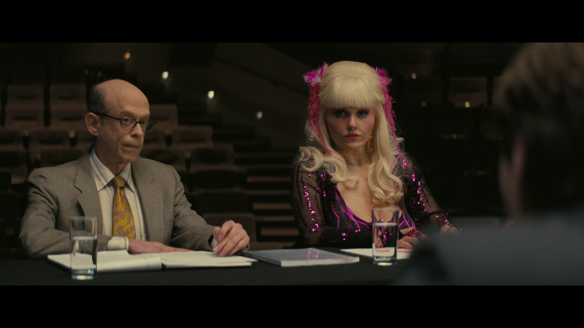 Angelyne_S01E04_The_Tease_1080p_ERW_003823.jpg