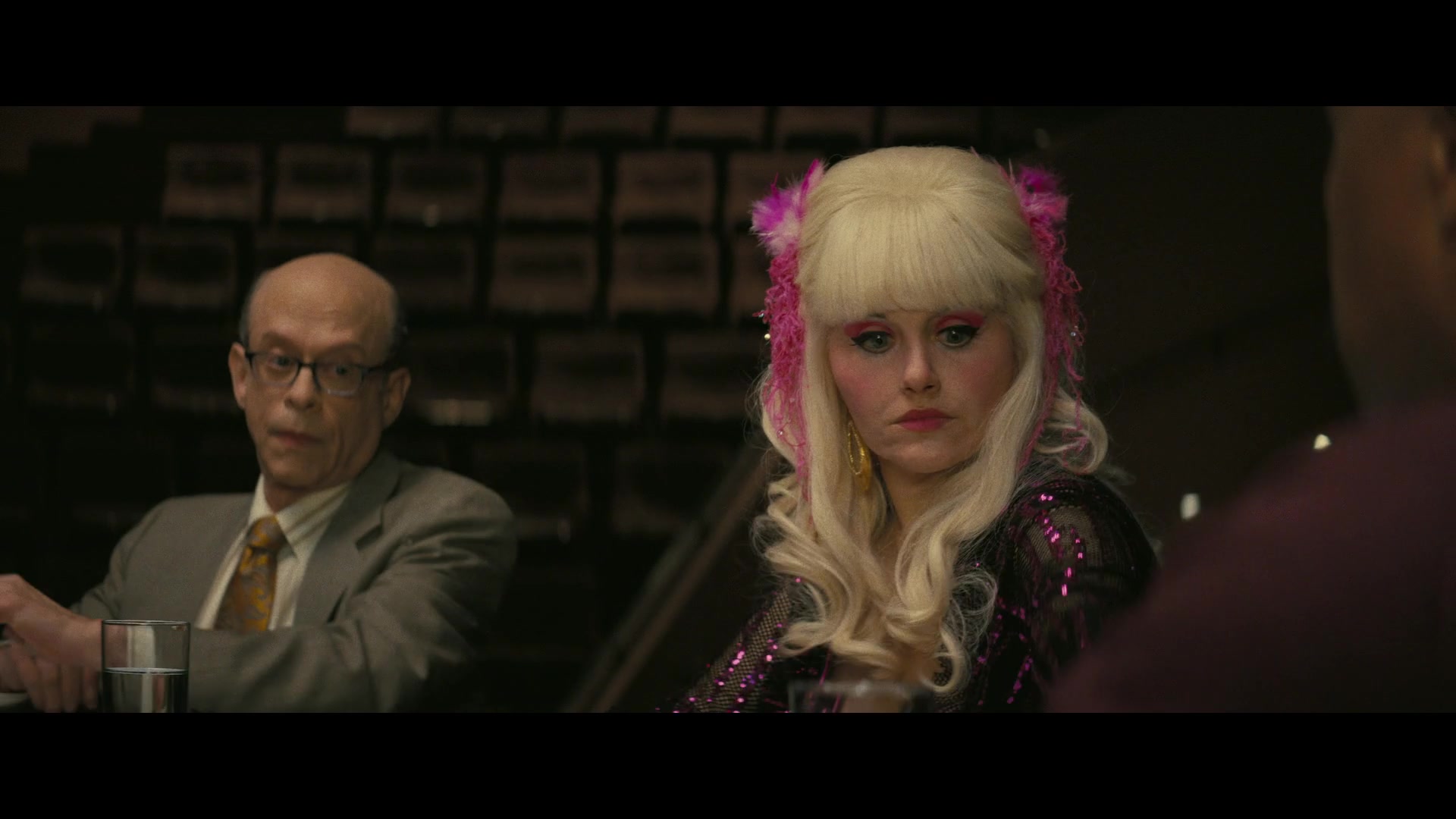 Angelyne_S01E04_The_Tease_1080p_ERW_004571.jpg