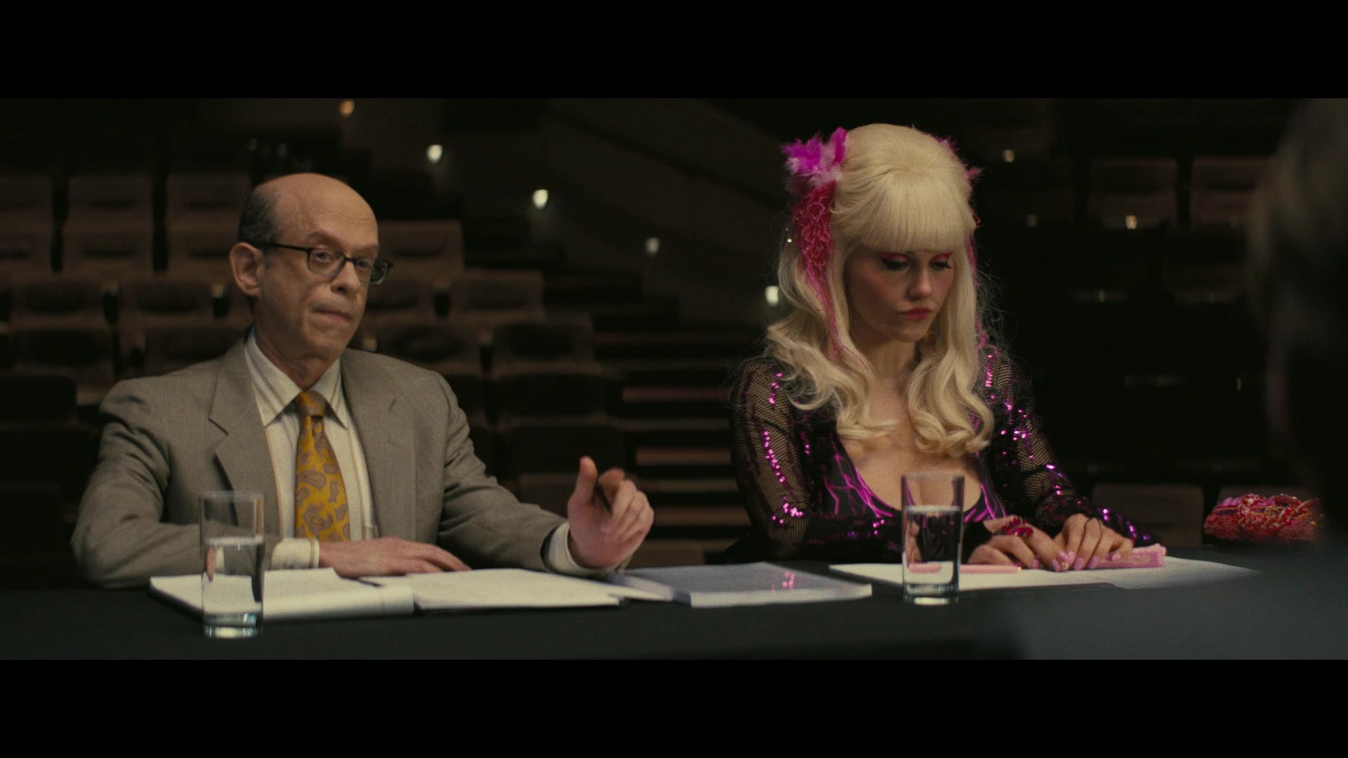 Angelyne_S01E04_The_Tease_1080p_ERW_005043.jpg