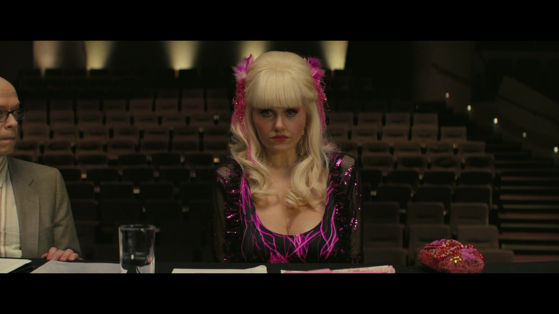 Angelyne_S01E04_The_Tease_1080p_ERW_005546.jpg
