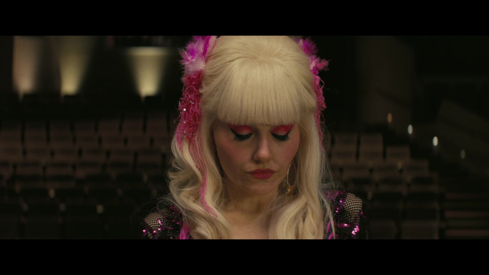 Angelyne_S01E04_The_Tease_1080p_ERW_005813.jpg