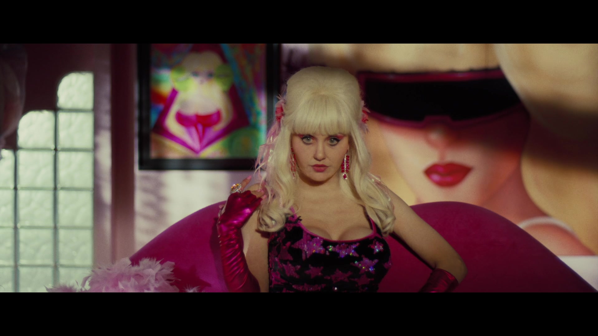 Angelyne_S01E04_The_Tease_1080p_ERW_006121.jpg