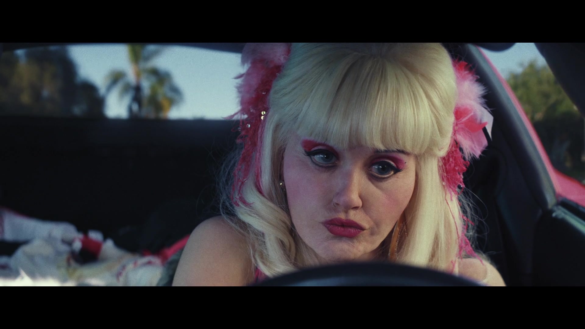 Angelyne_S01E04_The_Tease_1080p_ERW_006174.jpg