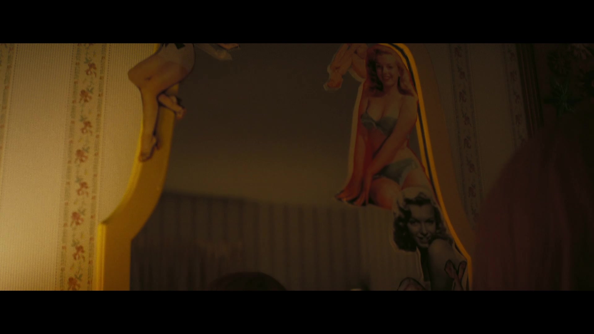 Angelyne_S01E05_Pink_Clouds_1080p_ERW_002479.jpg