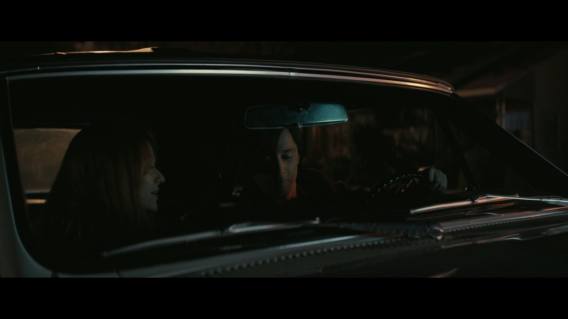 Angelyne_S01E05_Pink_Clouds_1080p_ERW_002637.jpg