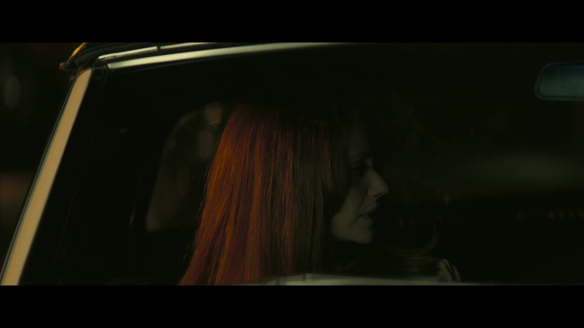 Angelyne_S01E05_Pink_Clouds_1080p_ERW_003534.jpg