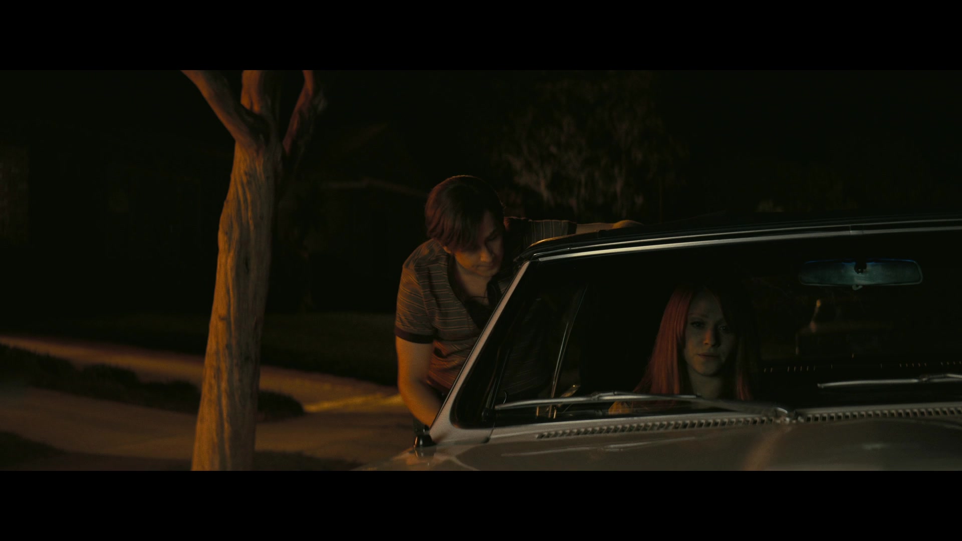 Angelyne_S01E05_Pink_Clouds_1080p_ERW_003603.jpg