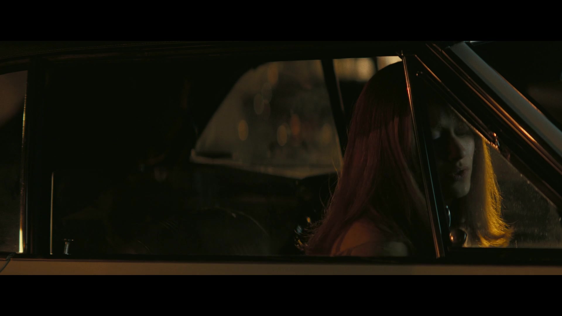 Angelyne_S01E05_Pink_Clouds_1080p_ERW_003629.jpg