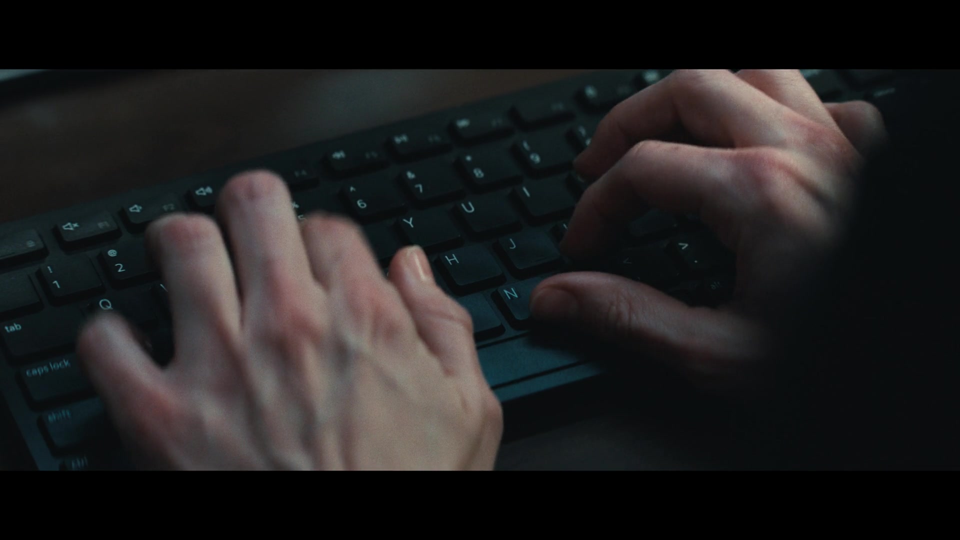 Furious_S01E01_The_Gorgon_1080p_ERW_000799.jpg