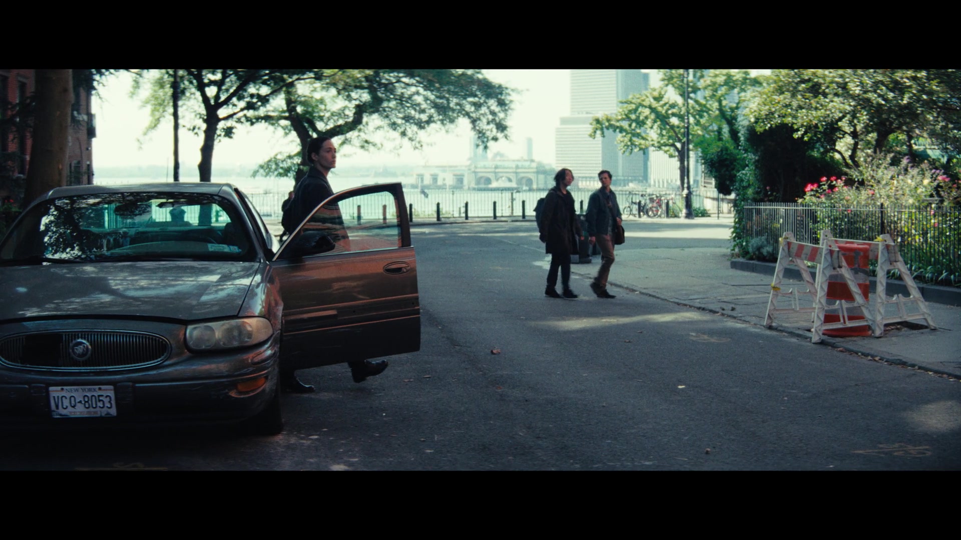 Furious_S01E01_The_Gorgon_1080p_ERW_001143.jpg