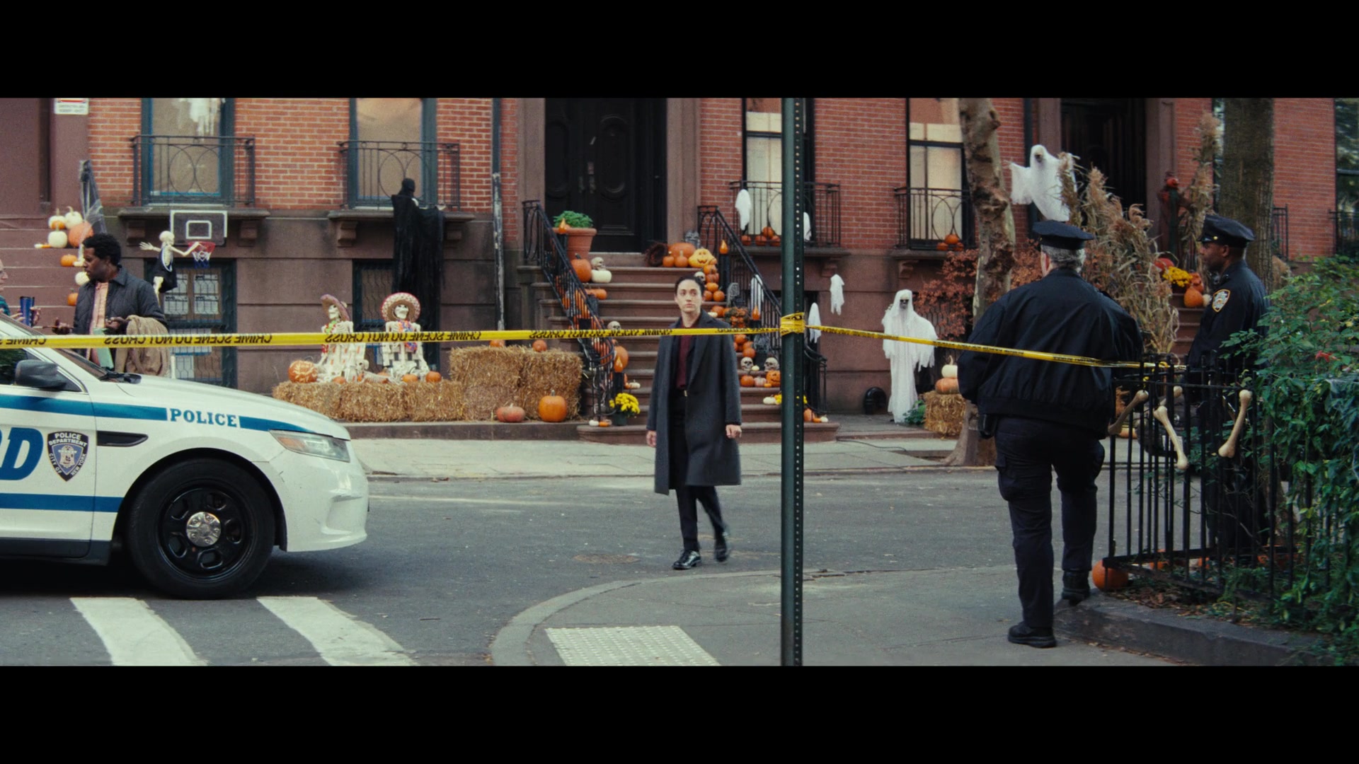 Furious_S01E01_The_Gorgon_1080p_ERW_001169.jpg