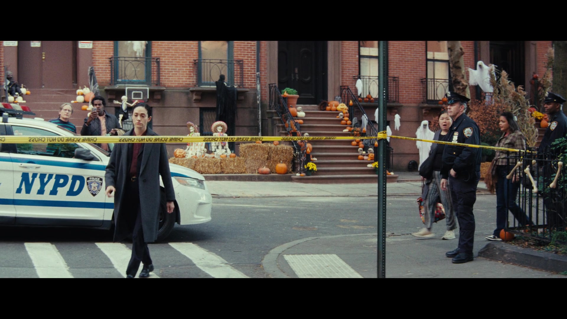 Furious_S01E01_The_Gorgon_1080p_ERW_001177.jpg