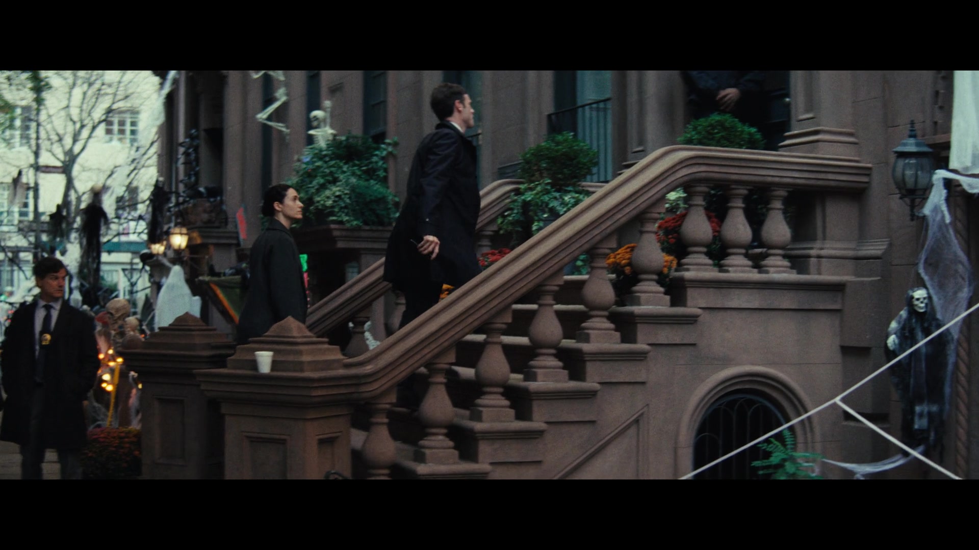 Furious_S01E01_The_Gorgon_1080p_ERW_001325.jpg