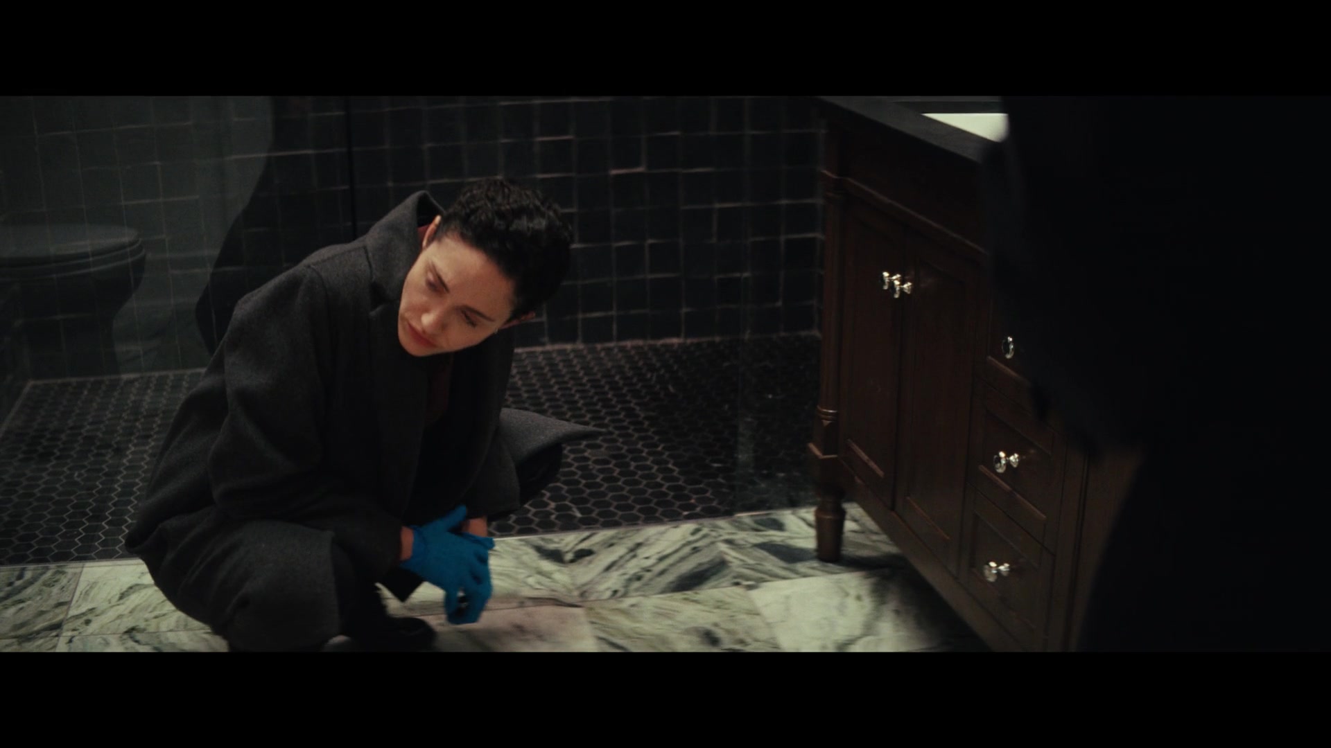 Furious_S01E01_The_Gorgon_1080p_ERW_001587.jpg