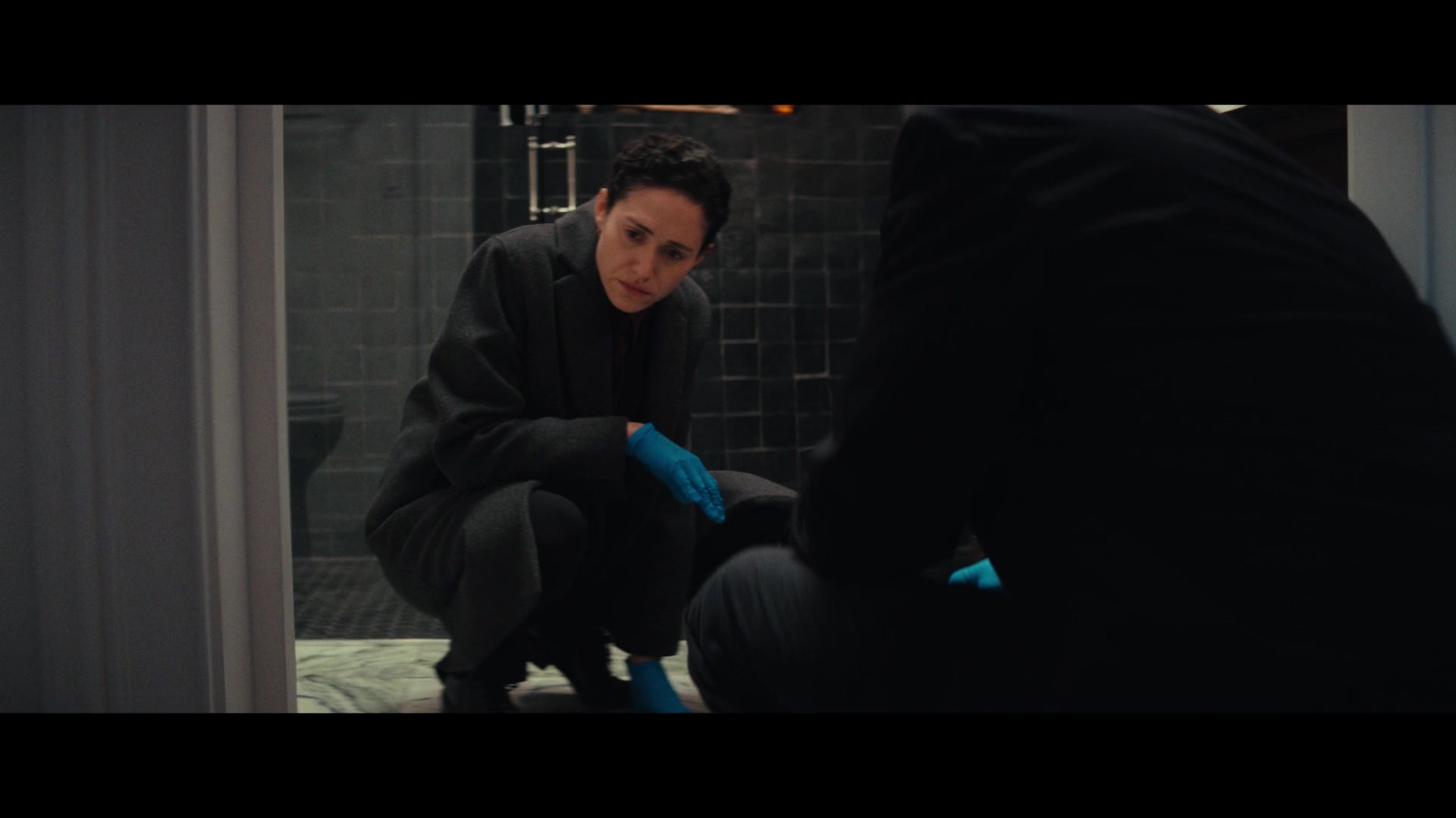 Furious_S01E01_The_Gorgon_1080p_ERW_001637.jpg