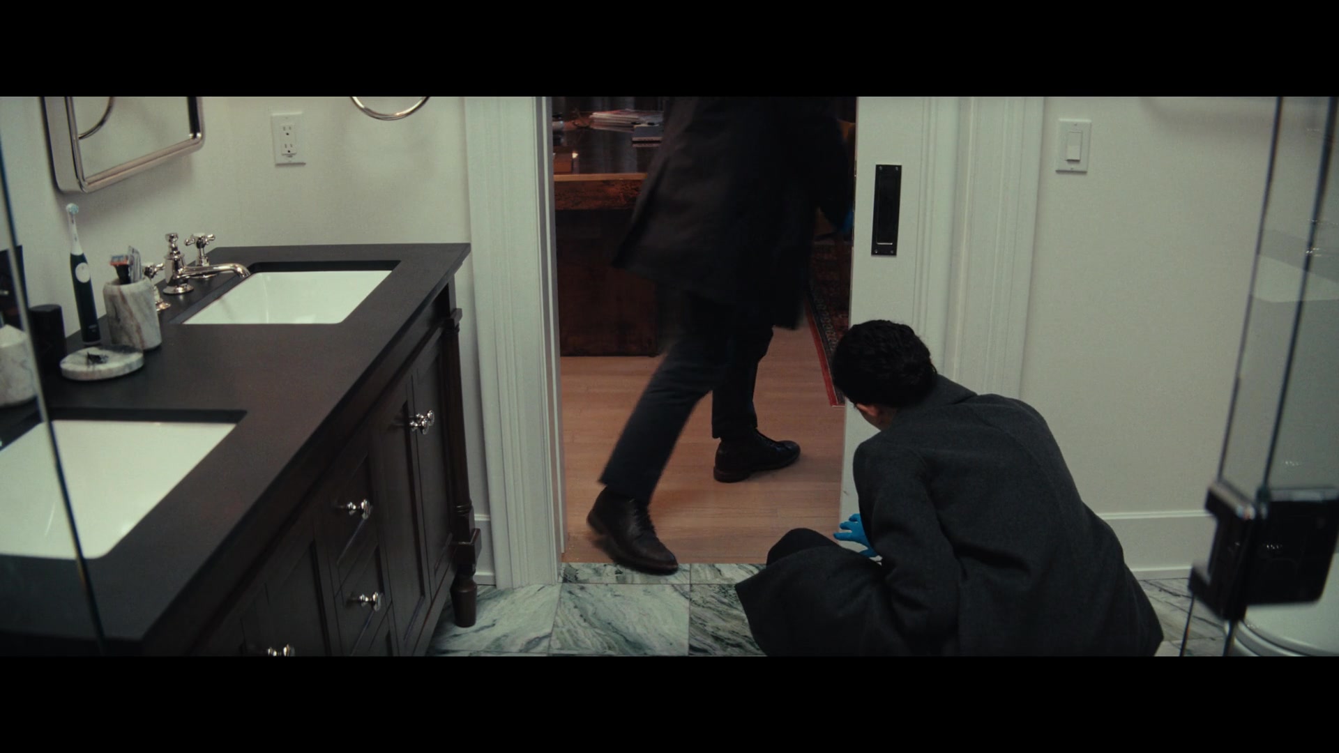 Furious_S01E01_The_Gorgon_1080p_ERW_001665.jpg