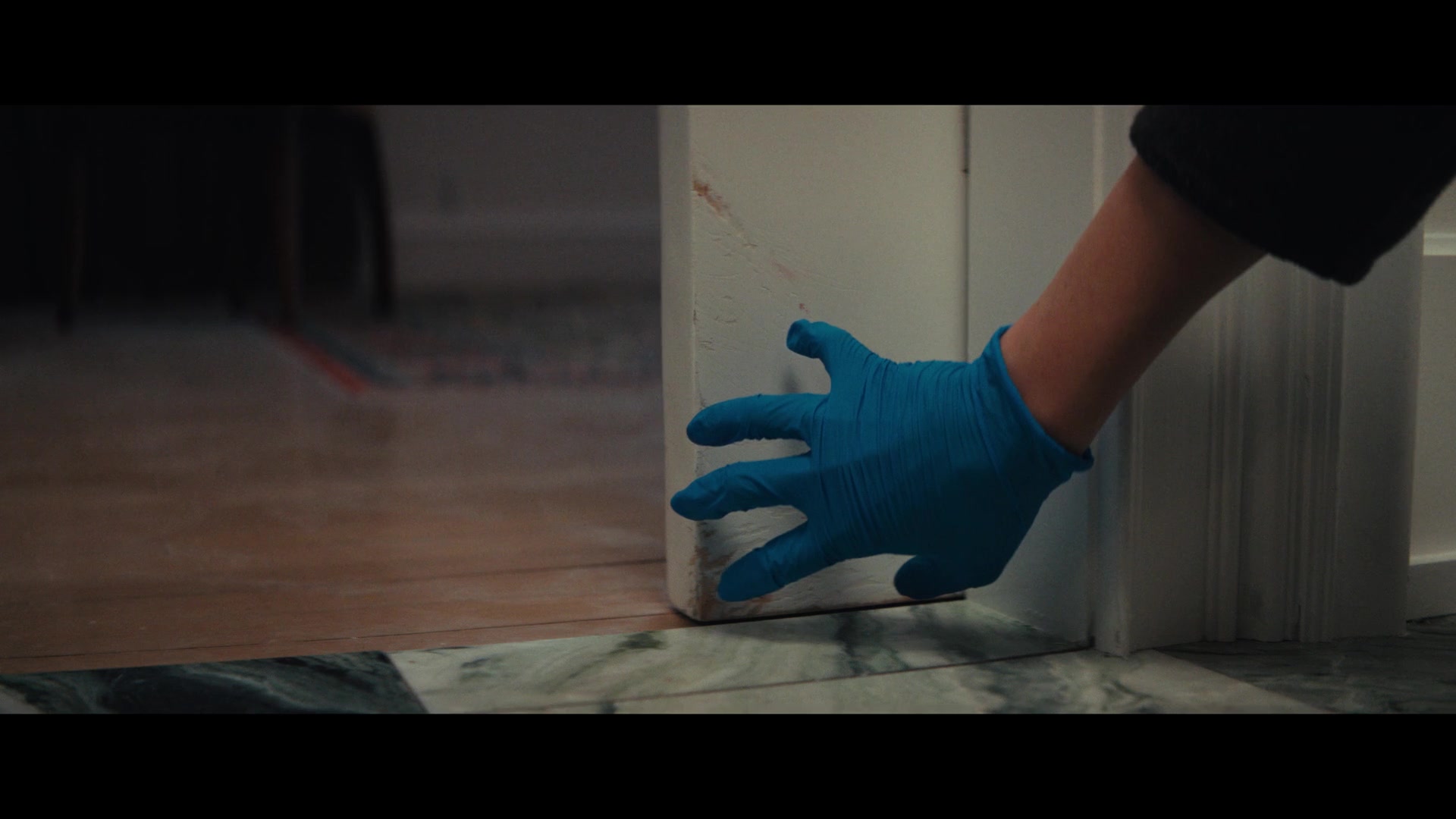 Furious_S01E01_The_Gorgon_1080p_ERW_001671.jpg
