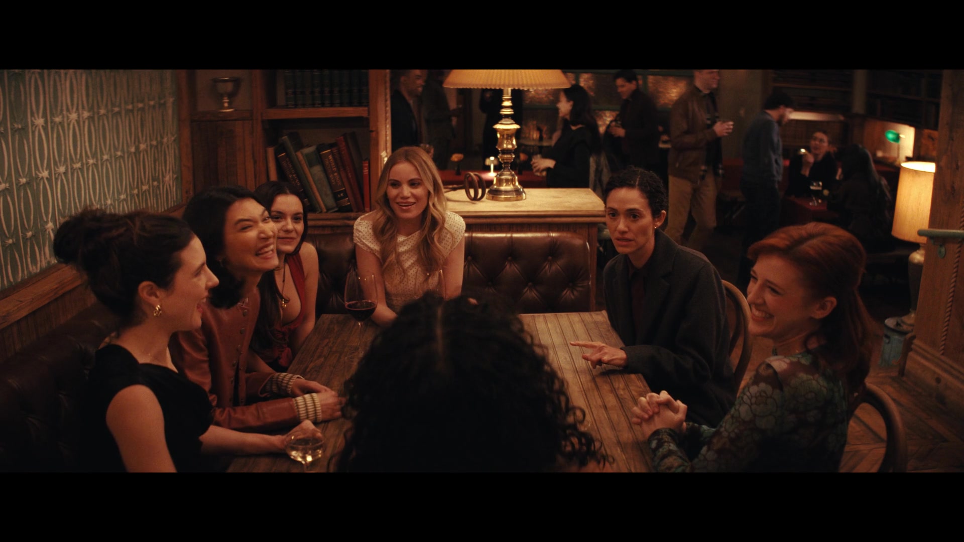 Furious_S01E01_The_Gorgon_1080p_ERW_002305.jpg