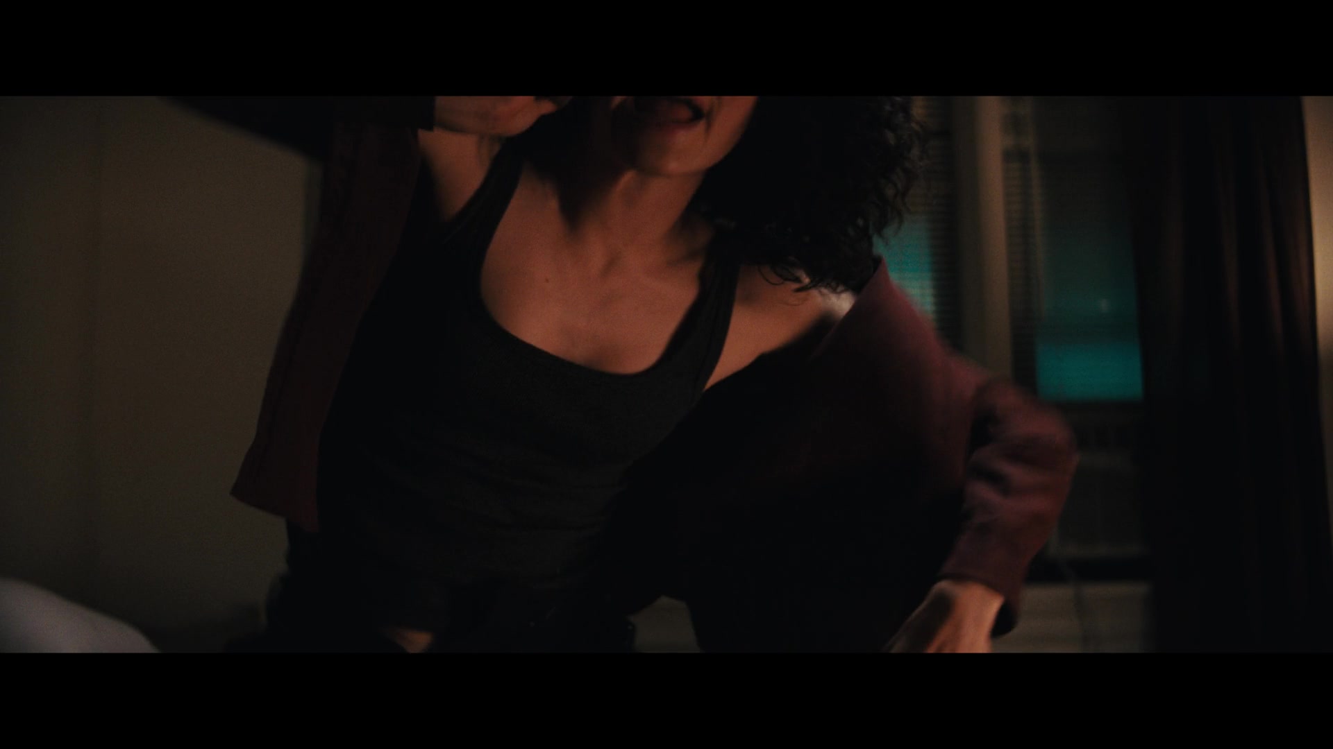 Furious_S01E01_The_Gorgon_1080p_ERW_002564.jpg