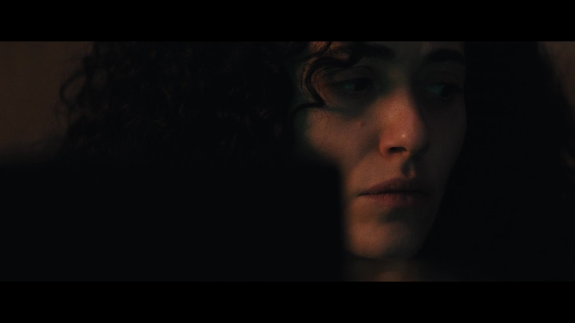 Furious_S01E01_The_Gorgon_1080p_ERW_003037.jpg
