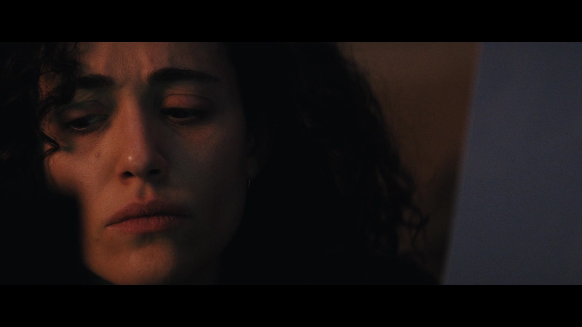Furious_S01E01_The_Gorgon_1080p_ERW_003072.jpg