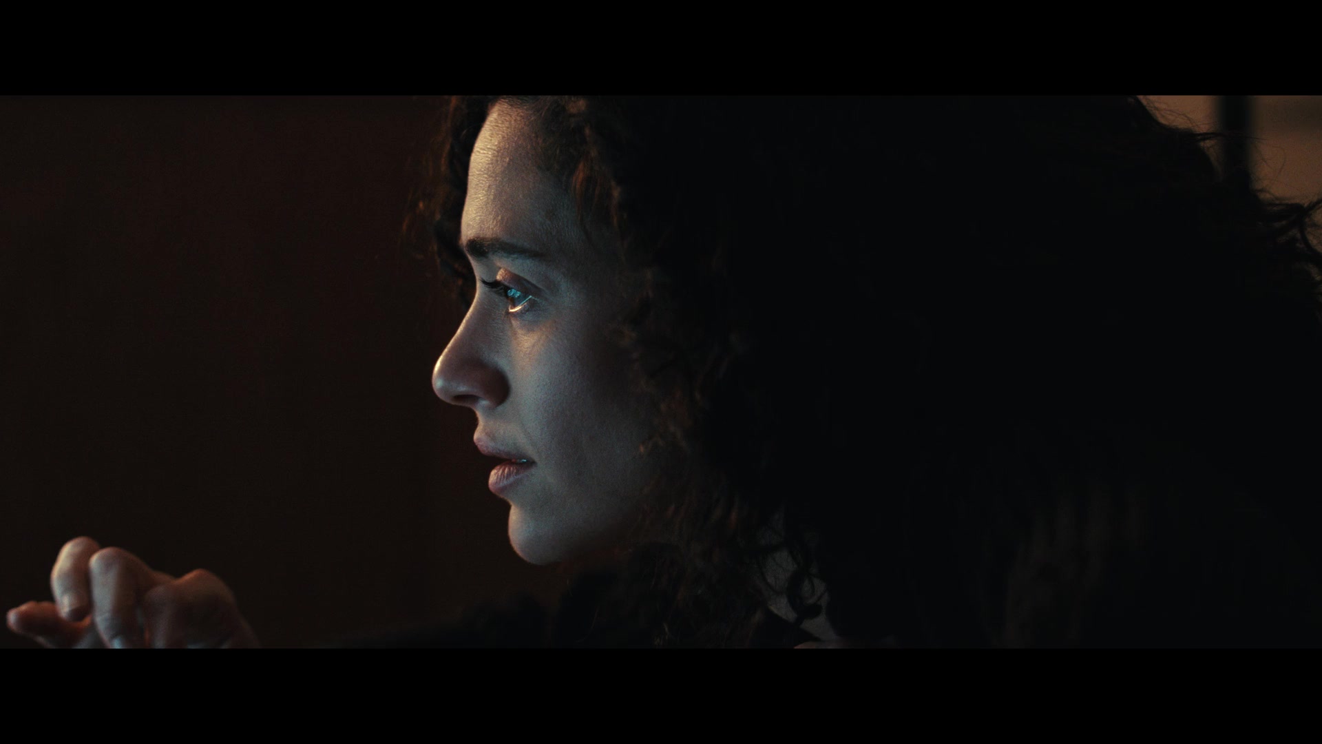 Furious_S01E01_The_Gorgon_1080p_ERW_003126.jpg