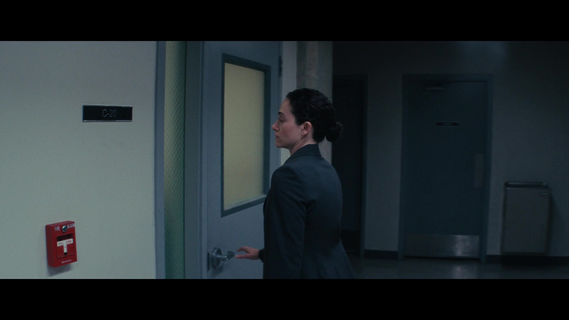 Furious_S01E01_The_Gorgon_1080p_ERW_003143.jpg