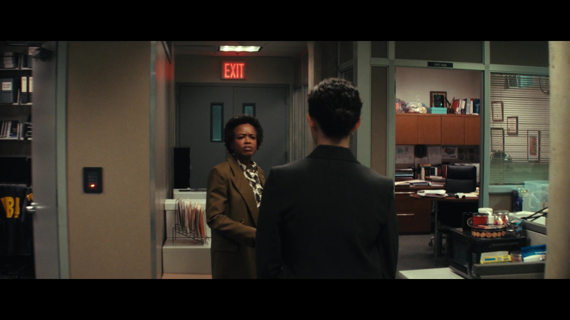 Furious_S01E01_The_Gorgon_1080p_ERW_003221.jpg