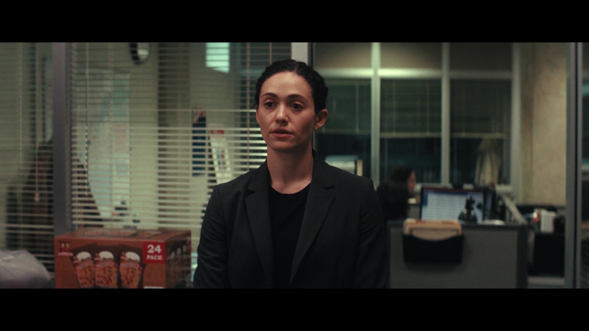 Furious_S01E01_The_Gorgon_1080p_ERW_003256.jpg