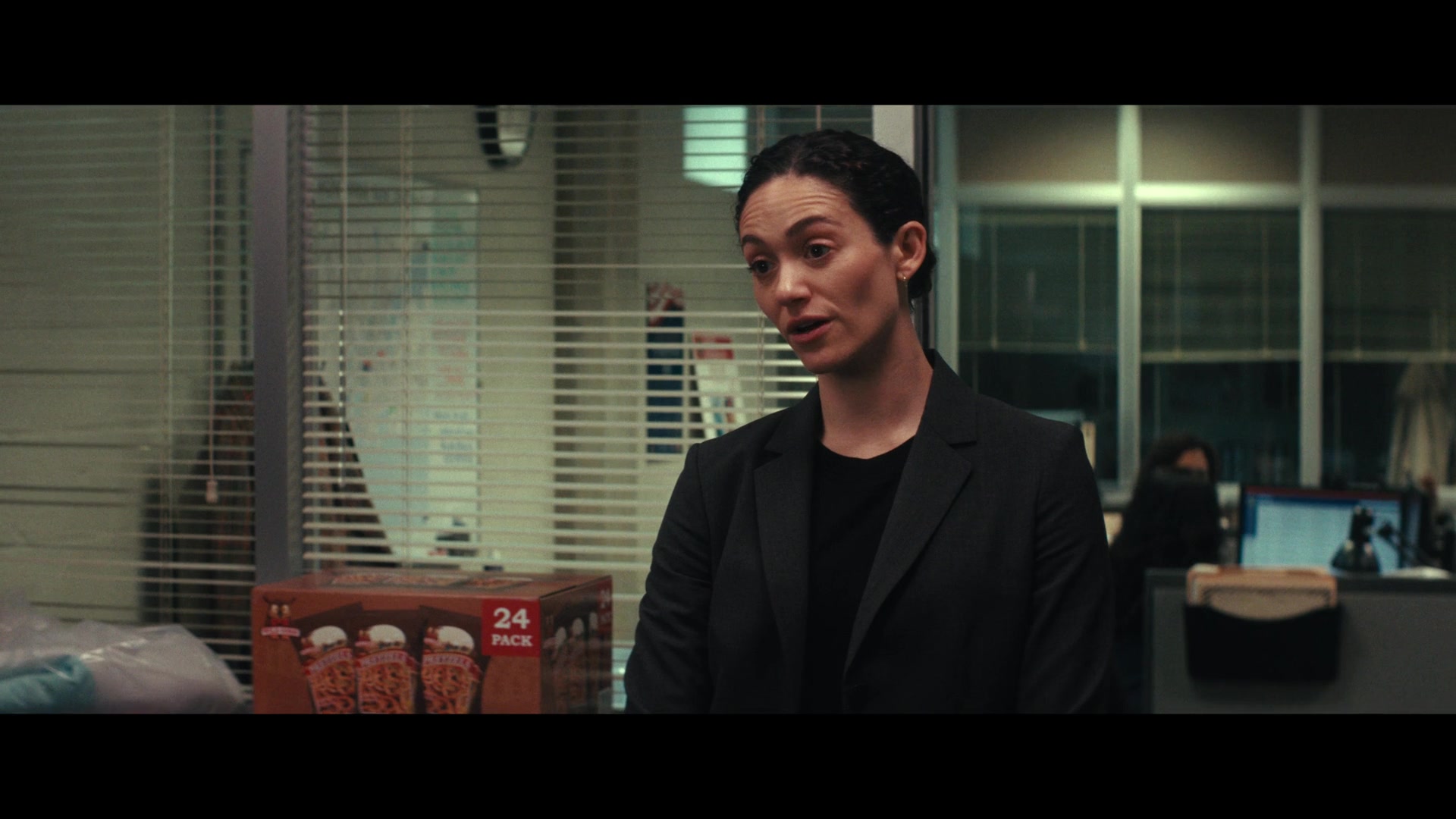 Furious_S01E01_The_Gorgon_1080p_ERW_003303.jpg
