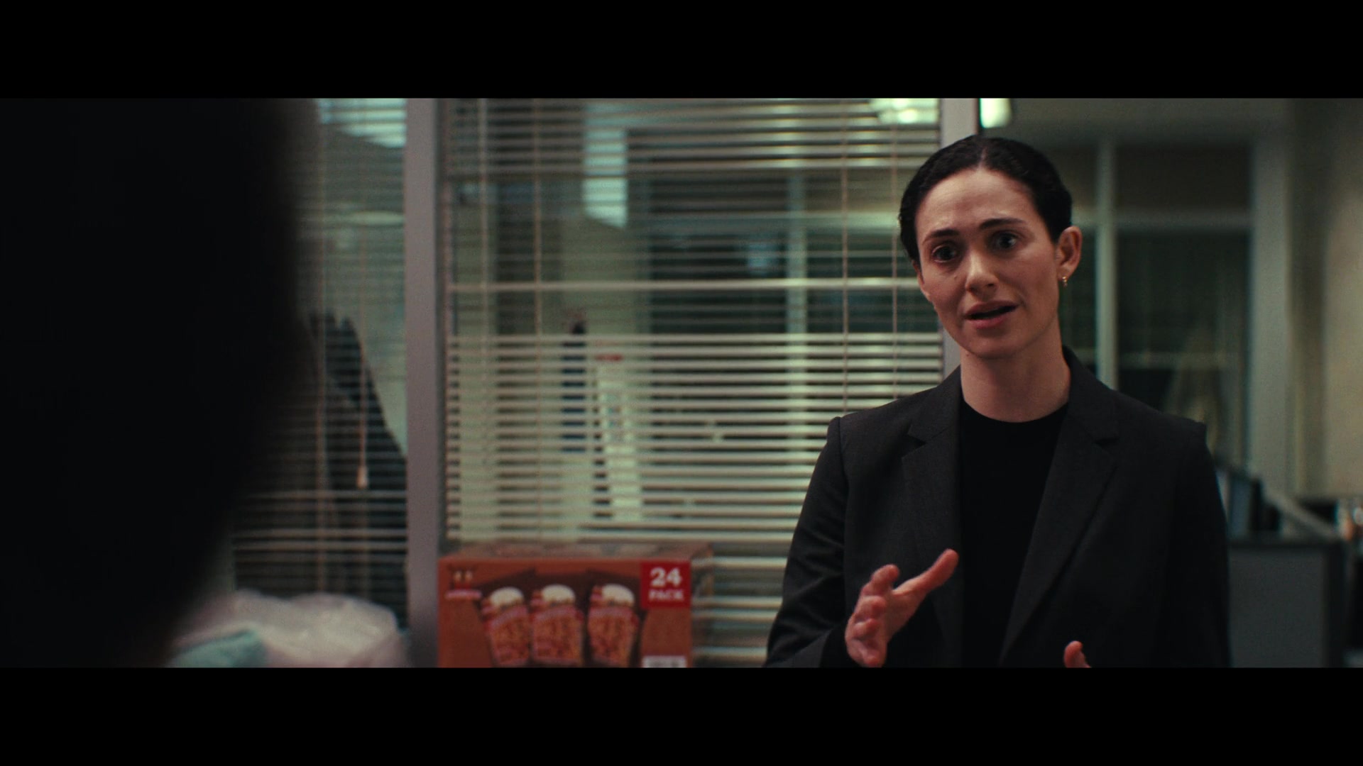 Furious_S01E01_The_Gorgon_1080p_ERW_003343.jpg