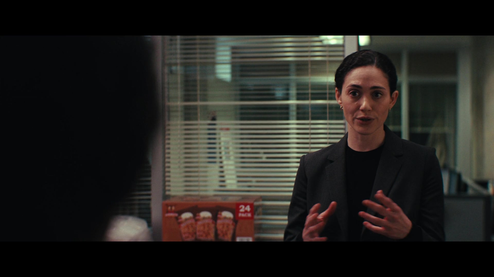 Furious_S01E01_The_Gorgon_1080p_ERW_003351.jpg