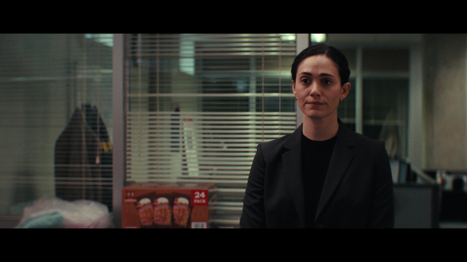 Furious_S01E01_The_Gorgon_1080p_ERW_003425.jpg