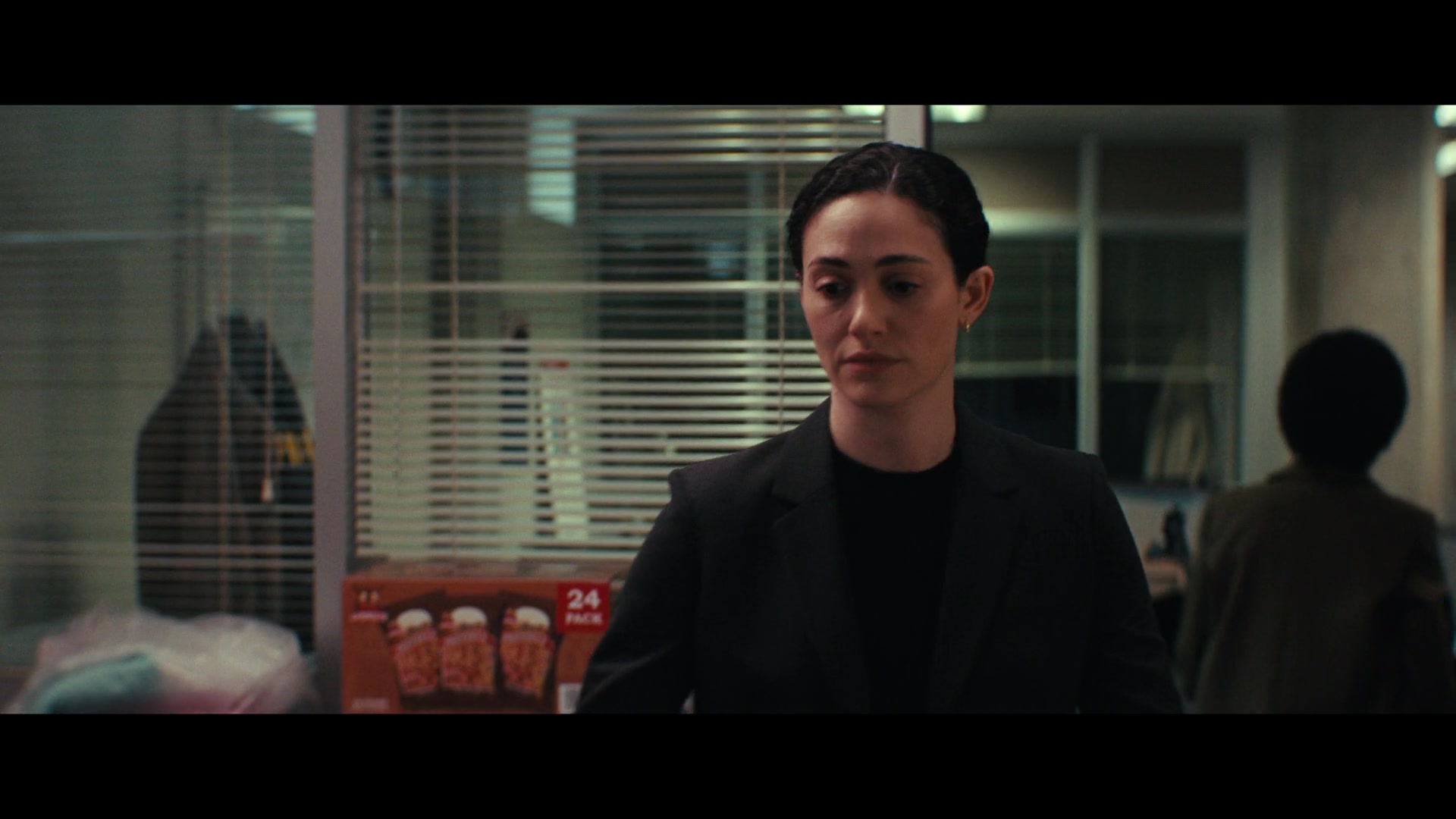 Furious_S01E01_The_Gorgon_1080p_ERW_003456.jpg