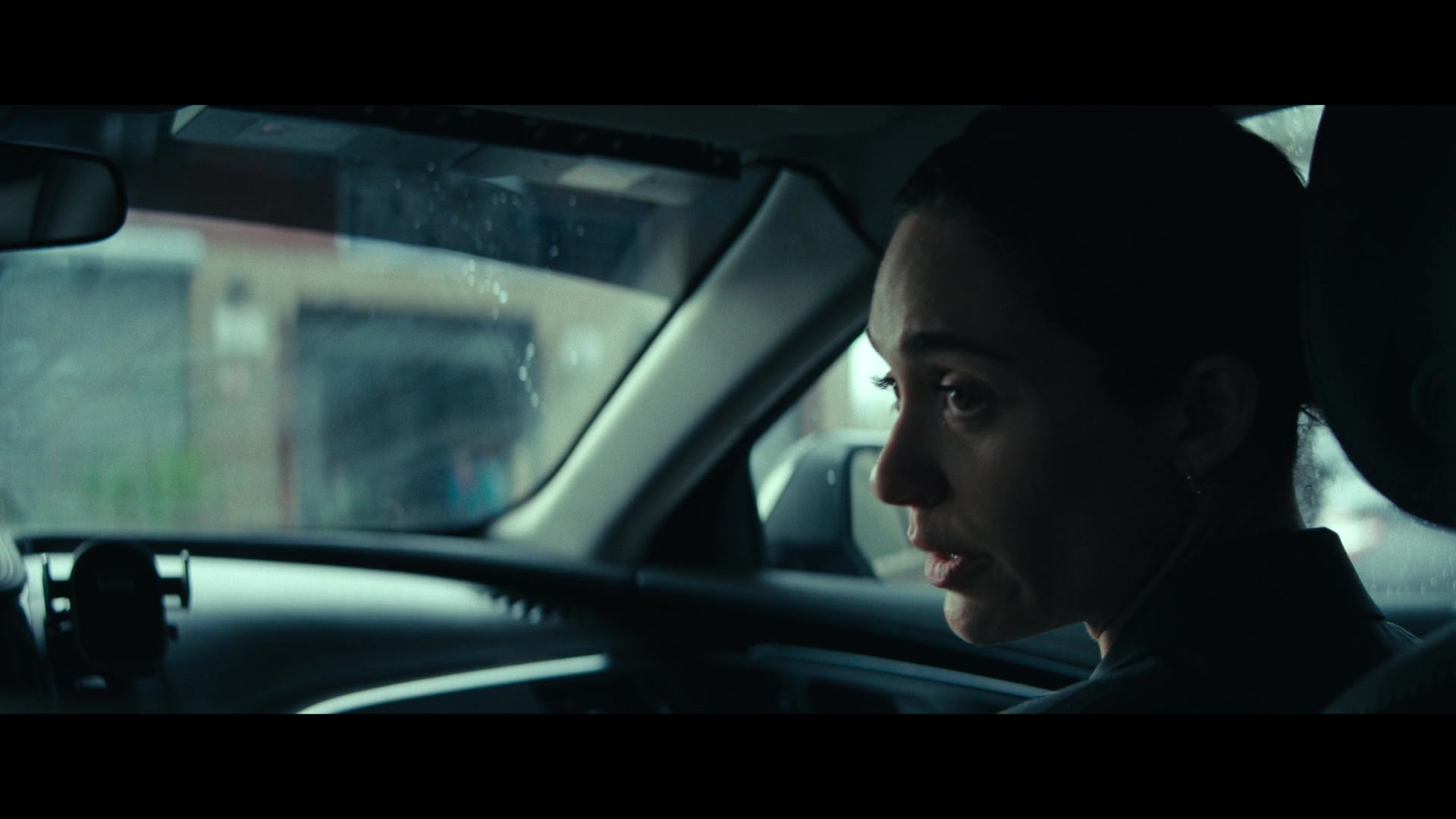 Furious_S01E01_The_Gorgon_1080p_ERW_003918.jpg