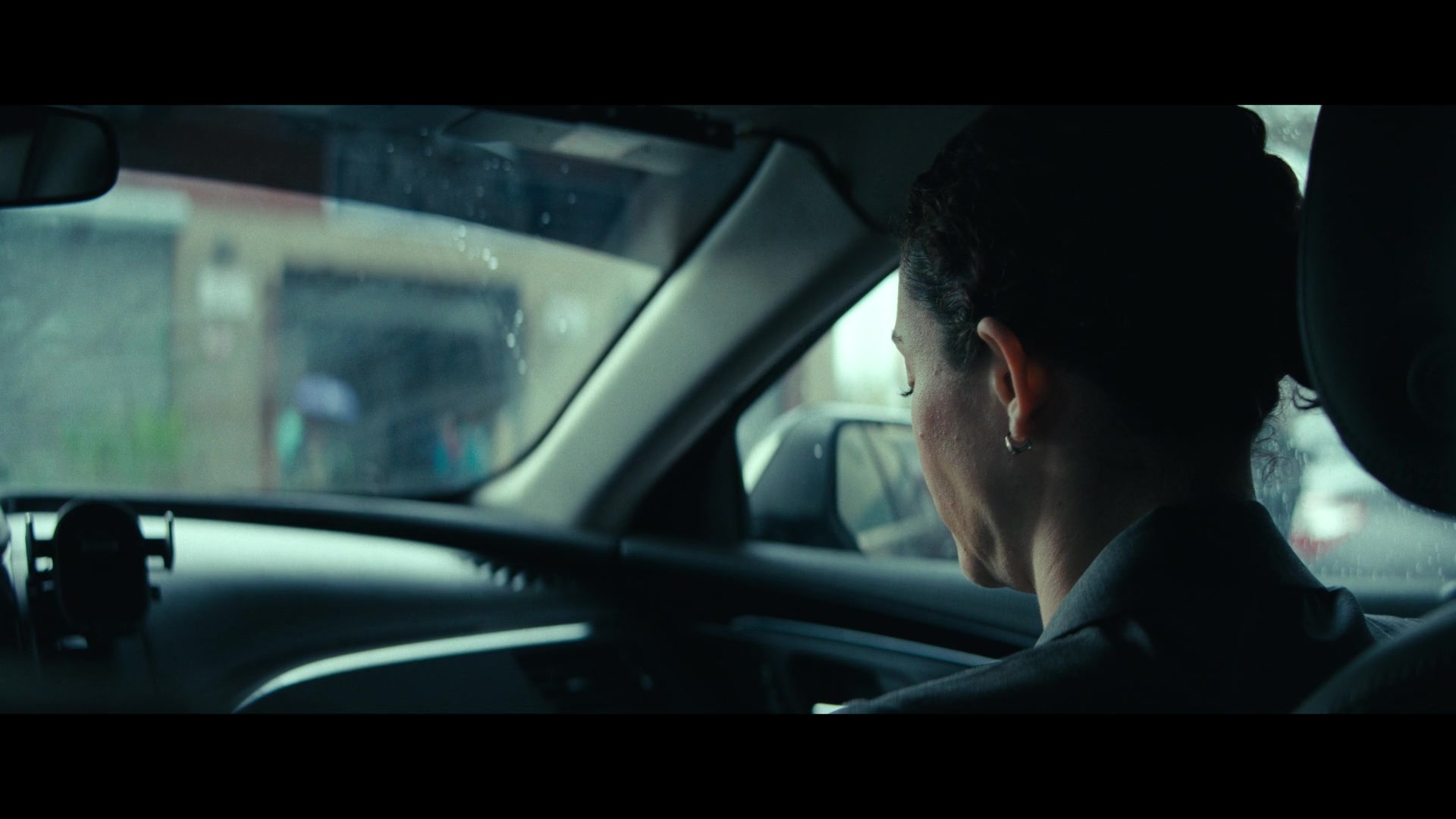 Furious_S01E01_The_Gorgon_1080p_ERW_003926.jpg