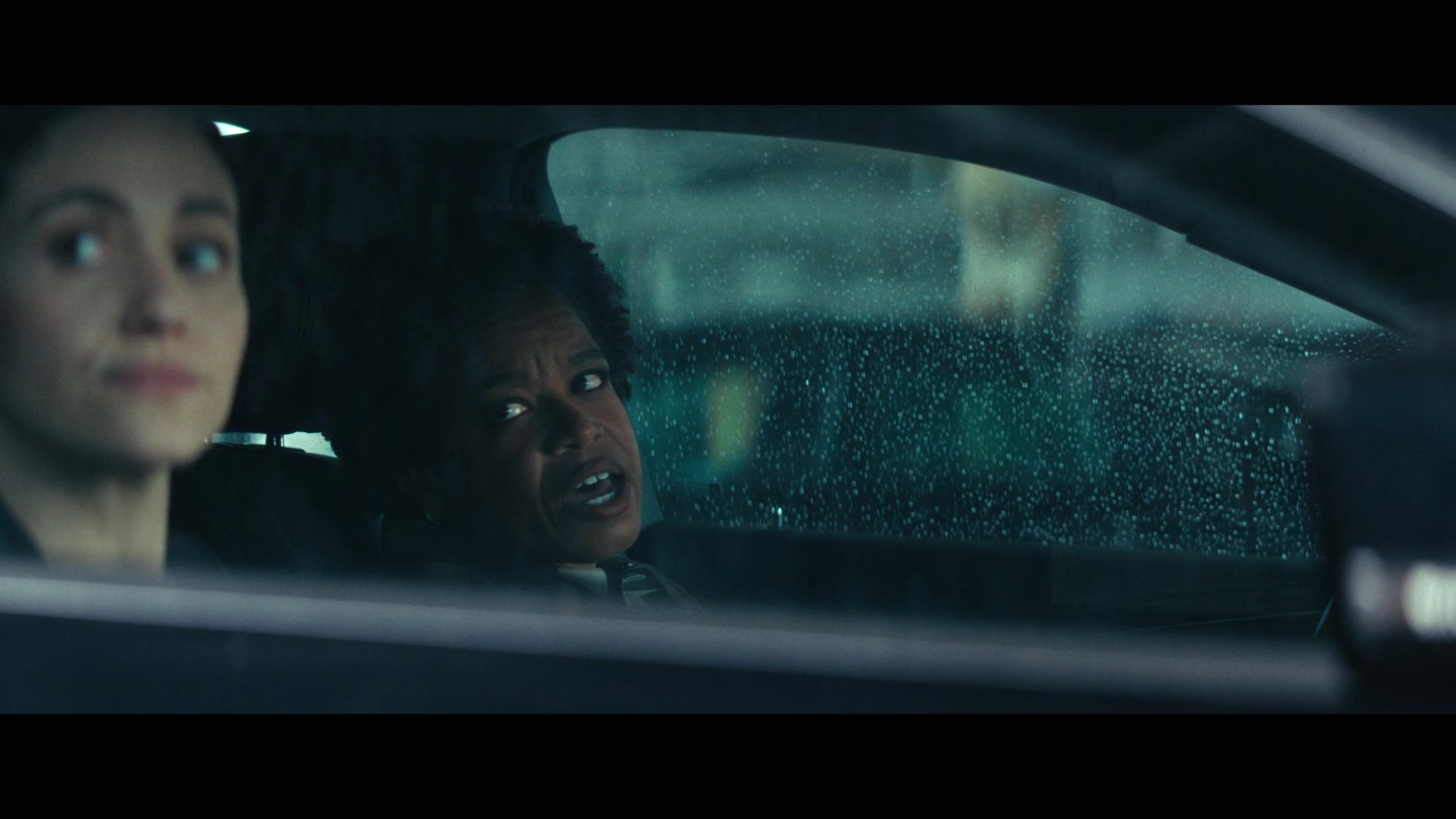 Furious_S01E01_The_Gorgon_1080p_ERW_003930.jpg