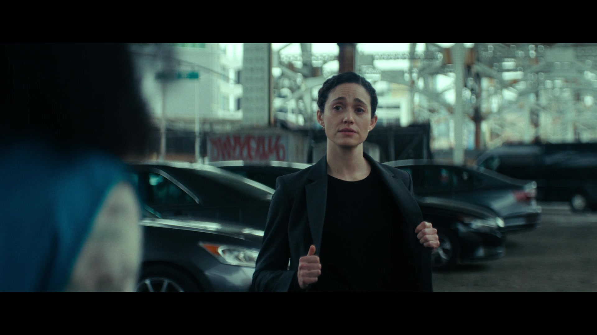 Furious_S01E01_The_Gorgon_1080p_ERW_004049.jpg