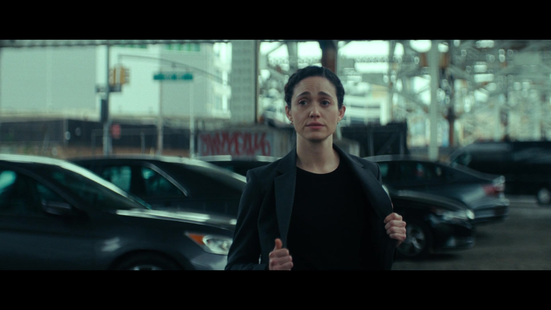 Furious_S01E01_The_Gorgon_1080p_ERW_004051.jpg