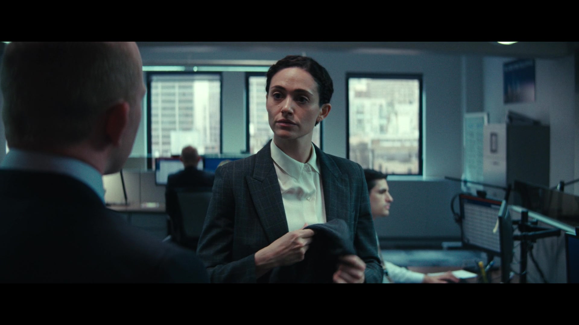 Furious_S01E01_The_Gorgon_1080p_ERW_004579.jpg